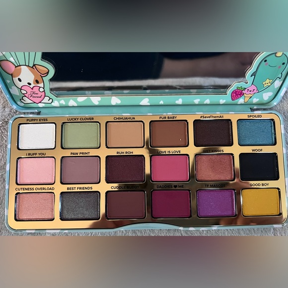 Too Faced Clover Eyeshadow Palette - Picture 4 of 4